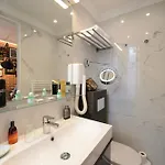 Voute Apartment