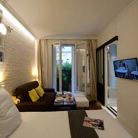 Voute Apartment