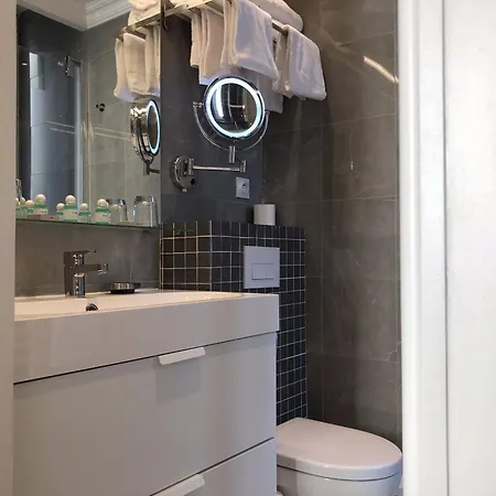 Voute Apartment Paris